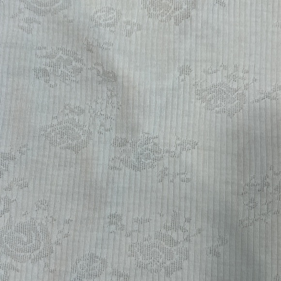 PRETTY GARBAGE CROP TOP - Picture 3 of 4